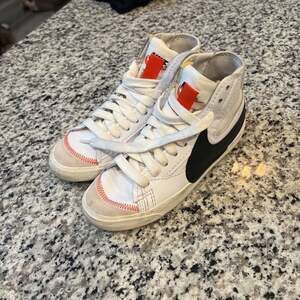 Nike Blazer Mid '77 Jumbo White Black Sneakers